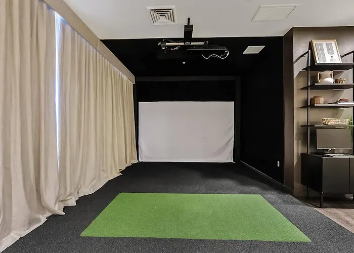 Cozy Highrise 23th Flr,gym,parking,pool,w-d,golf Apartment *