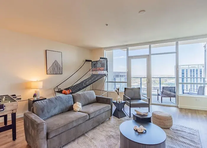 Cozy Highrise 23th Flr,gym,parking,pool,w-d,golf Apartment *